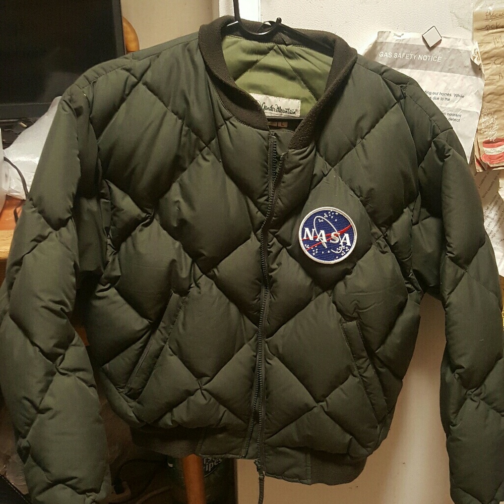 Mens Puffer Jacket Quilted W Custom Patch
